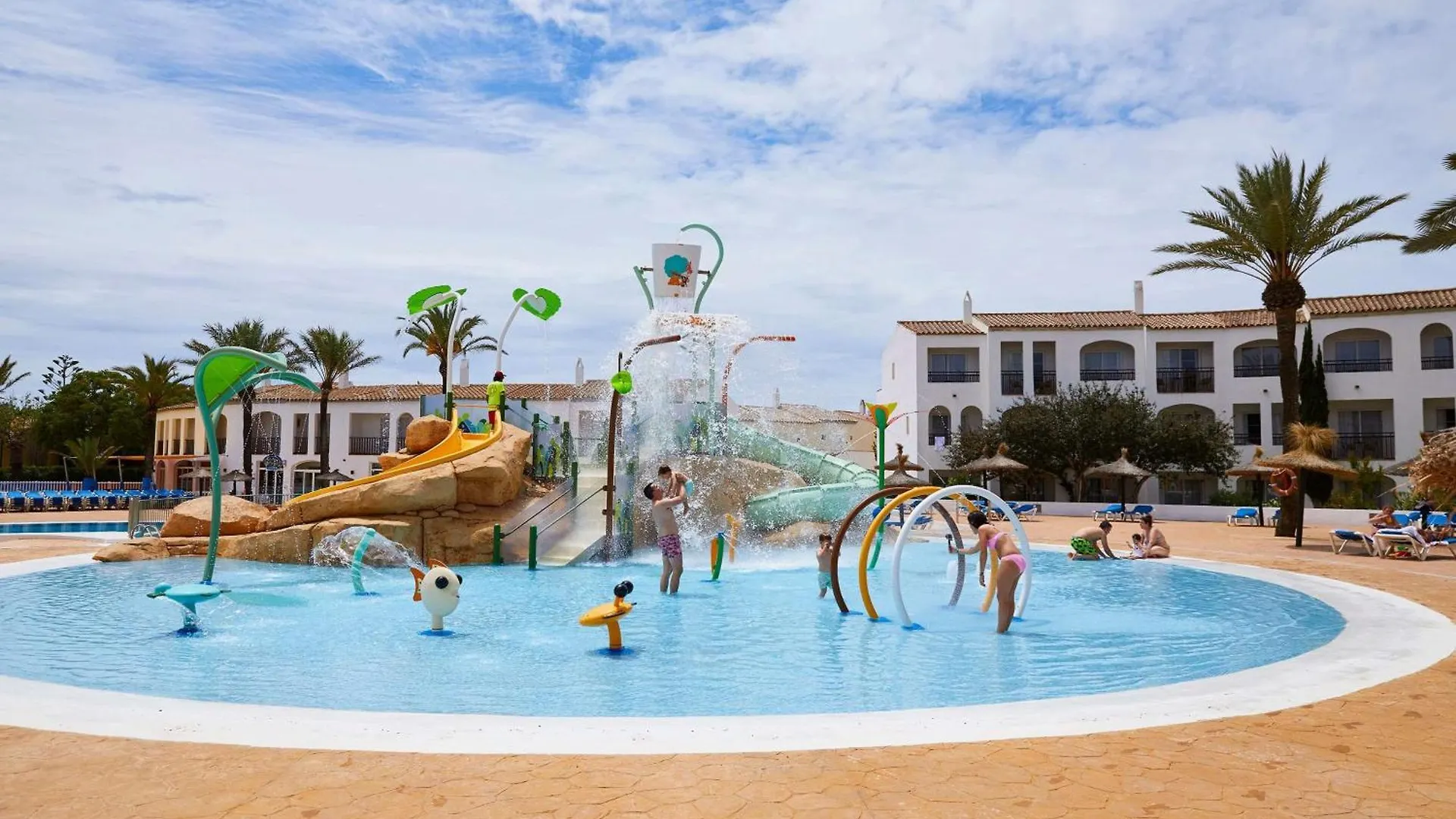 Sol Falco Menorca Son Xoriguer