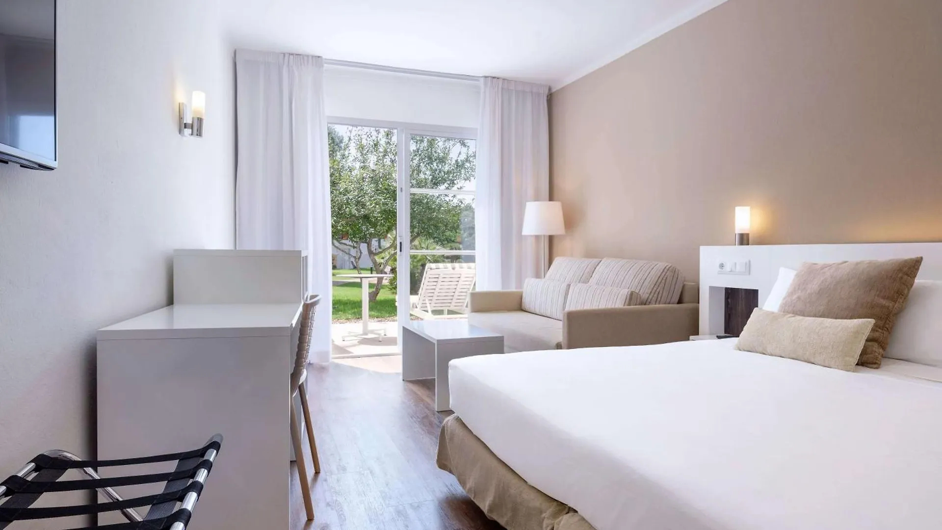 Hotel Sol Falco Menorca Son Xoriguer