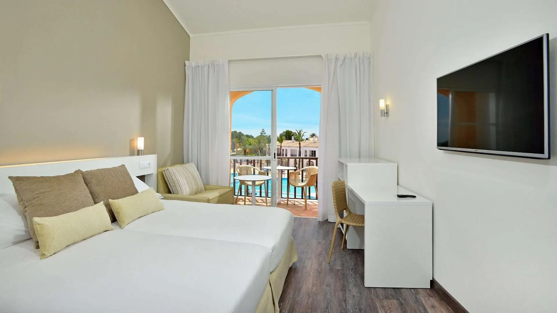 **** Hotel Sol Falco Menorca Son Xoriguer Spain